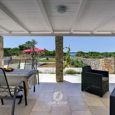 Villa Emily Peroj Exteriér fotografie