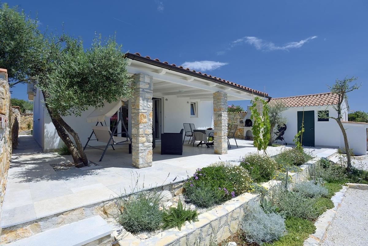 Villa Emily Peroj Exteriér fotografie
