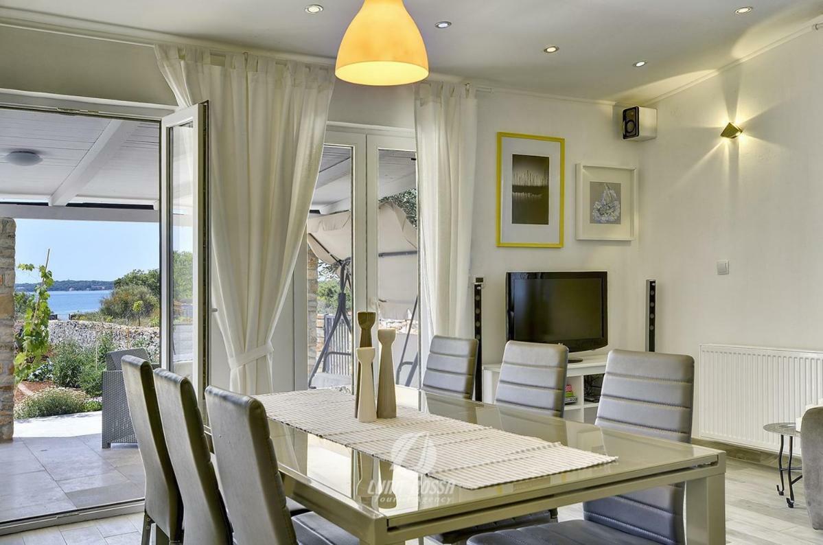 Villa Emily Peroj Exteriér fotografie