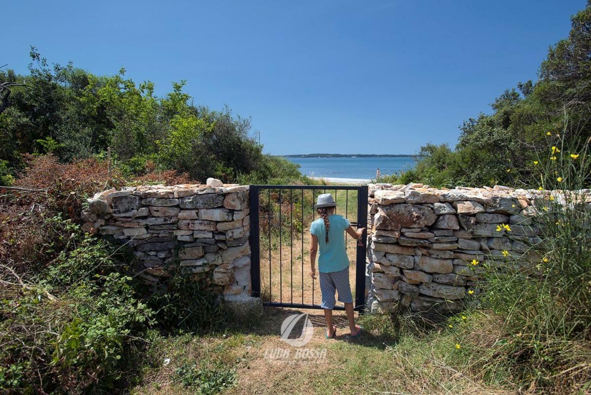 Villa Emily Peroj Exteriér fotografie